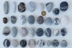 【天然石】石ころ・綺麗な模様・不思議なグラデーション★32個★11/23-3