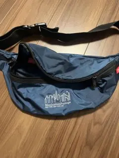 Manhattan Portage ボディバッグ ネイビー