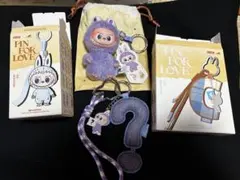 POPMART イニシャルラブブ　？　２点セット