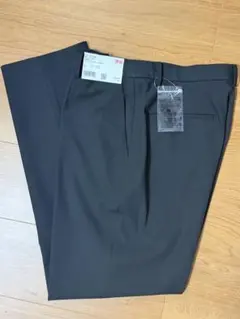 新品タグ付き‼️ユニクロ スマートアンクルパンツL 丈長め　ブラック