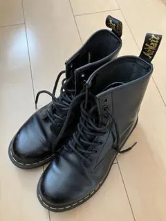 Dr. Martens 1460 8ホールブーツ　UK4