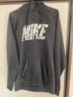 NIKE DRI-FIT ブラック パーカー