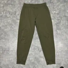 ユニクロ　ウルトラストレッチアクティブジョガーパンツ グリーンＭ