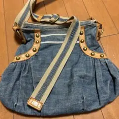 Item thumbnail for item 7814e1d6-03ec-4cf9-a9f8-6f89fd5e47cf