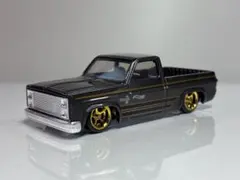 Hot Wheels '83 CHEVY SILVERADO