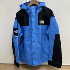 Supreme THE NORTH FACE マウンテンパーカーのサムネイル