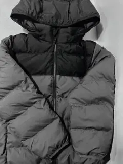 【未使用】UNIQLOユニクロ パフテックウォッシャブルパーカ 130