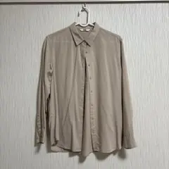 ユニクロ ベージュ 長袖シャツ Sサイズ