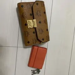 MCM ショルダーバッグ　財布　まとめ売りのサムネイル
