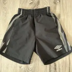 umbro ジュニア 黒 ショートパンツ