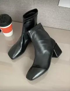 ショートブーツ