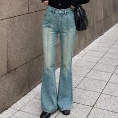 ブーツカットデニム ライトブルー