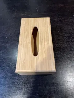 ティッシュボックス