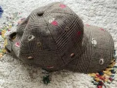 ZARA ウール刺繍入りキャップ