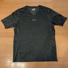 アンダーアーマートレーニングウェア VネックTシャツインナー
