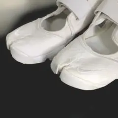 NIKEエアリフト　23㌢　白　足袋 nike air rift ナイキ エアリフト 白 23センチ - メルカリ