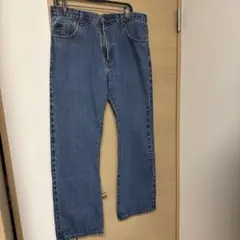 Levi