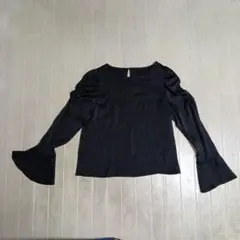 PROPORTION　ブラック パフスリーブ 長袖ブラウス Mサイズのサムネイル