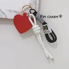 じゃらじゃらキーホルダー　チャーム ハットクリップ　ホワイト　赤　くすみ　韓国