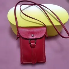 赤 本革 ポシェット 軽量 美品