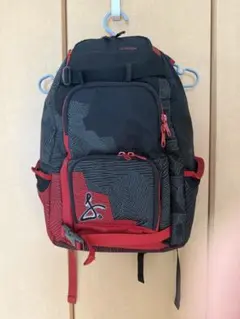 DAKINE リュック 黒/赤 中型のサムネイル