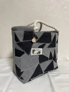 ハンドメイドデニムトートバック❣️ デニムパッチワーク　　持ち手ロープ　　C