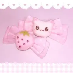 ♡いちごとねこちゃんのヘアクリップ♡2個セット