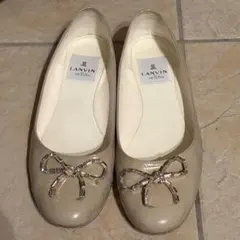 LANVIN en Bleu ビジューリボン パンプス ベージュのサムネイル