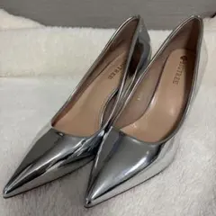 シルバー ポインテッドトゥ ハイヒール