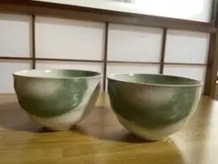 緑と白の陶器丼 2個セット