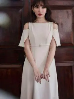 2025年最新】Adelaide slit sleeve belted dressの人気アイテム - メルカリ