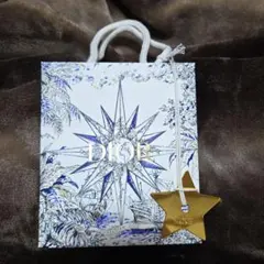 Dior ショップ袋 星型タグ付き