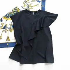 DAMA collection　アシンメトリーフリル カットソー ブラック Mのサムネイル