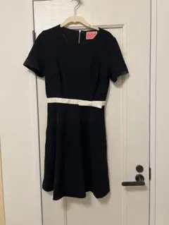 kate spade 黒 半袖ひざ丈ワンピース　無地