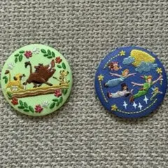 ディズニー刺繍缶バッジ2個セット★ピーターパン&ライオンキング★