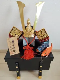 五月人形 伝統的武士衣装 ガラスケース付き - メルカリ