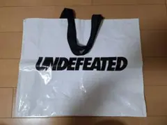 UNDEFEATED ロゴ BIG ショッパーバッグ　大サイズのサムネイル