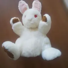 ホワイトうさぎのぬいぐるみ指人形