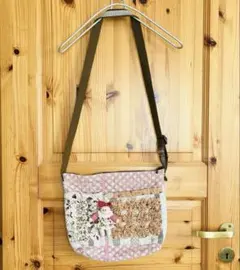 ハンドメイド　パッチワークショルダーバッグ