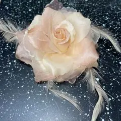 コサージュ　薄ピンク　ヘアアクセサリー　未使用品