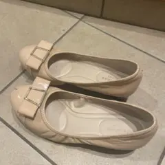 COLE HAAN レディース パンプス ベージュ リボンのサムネイル