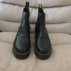 Dr. Martens サイドゴアブーツ 厚底 ブラックのサムネイル
