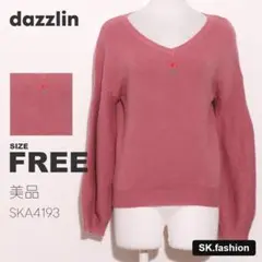 美品 dazzlin トップス ニット　Vネック　ボリュームスリーブ　花　刺繍