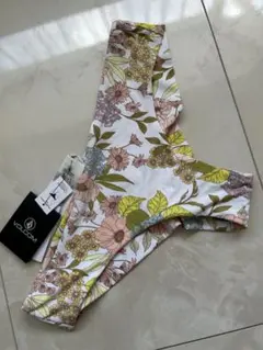 新品未使用　ボルコム　水着　ビキニ　ボトムスのみ　Sサイズのサムネイル