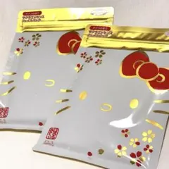 【新品】日本限定✨️サクラエッセンスフェイスパックハローキティ 7枚入りx2袋のサムネイル