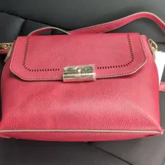 未使用　HUNDRED　ハンドレッド　塩ビレザー 赤 ショルダーバッグ 日本製