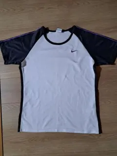 ナイキ　DryFIT