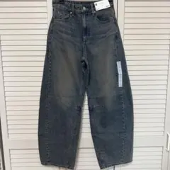 新品 GU バレルレッグジーンズ