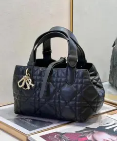 Dior 極美品 ブラック ハンドバッグ キルティング*~~* Dior ブラック キルティング ハンドバッグ【超極美品】