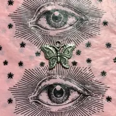 【男女兼用】蝶々モチーフ　アクセサリートップ　ユニセックス　バタフライ